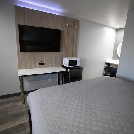 Palms Motel พิโคริเวรา ภายนอก รูปภาพ