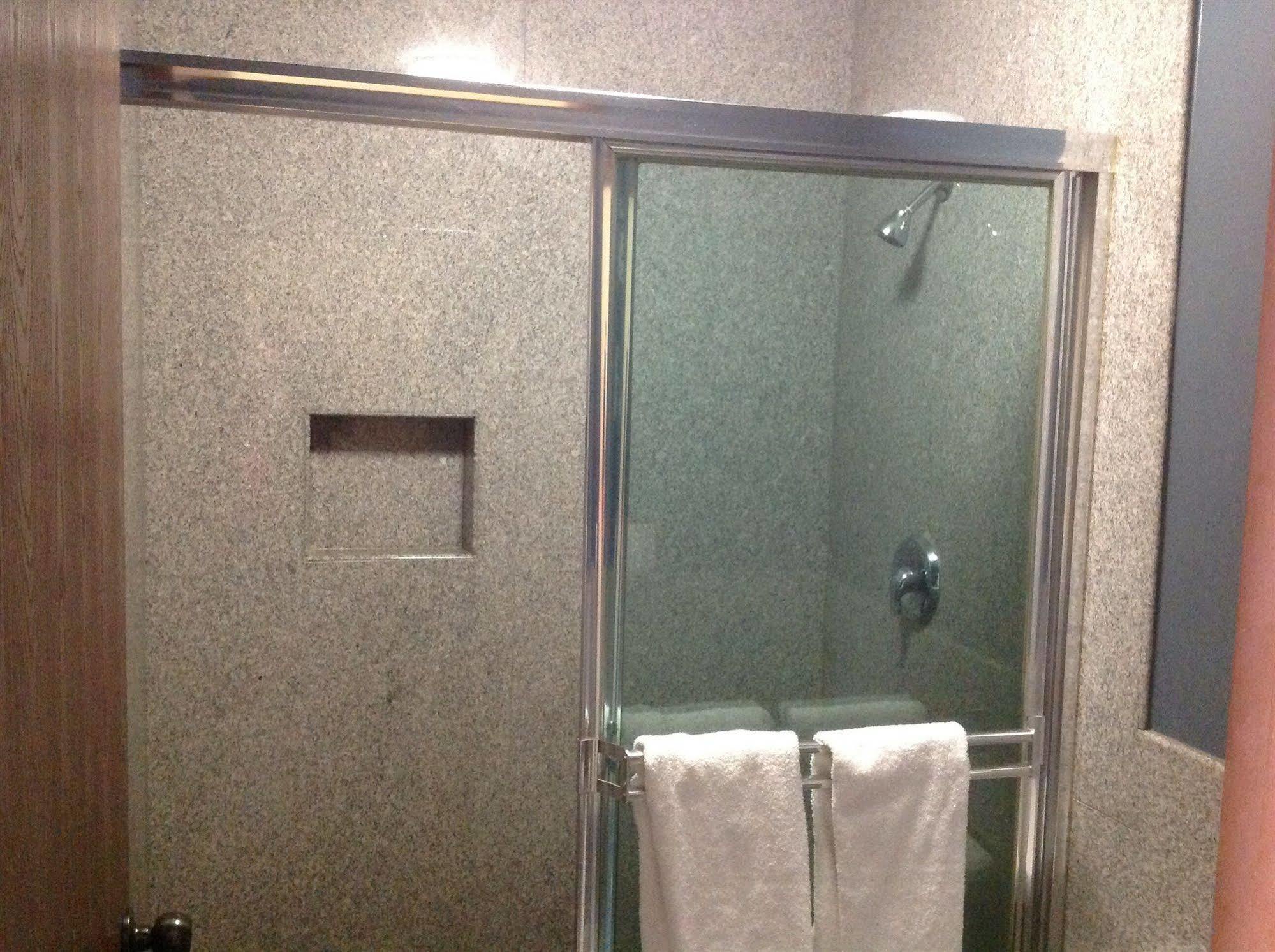Palms Motel พิโคริเวรา ภายนอก รูปภาพ